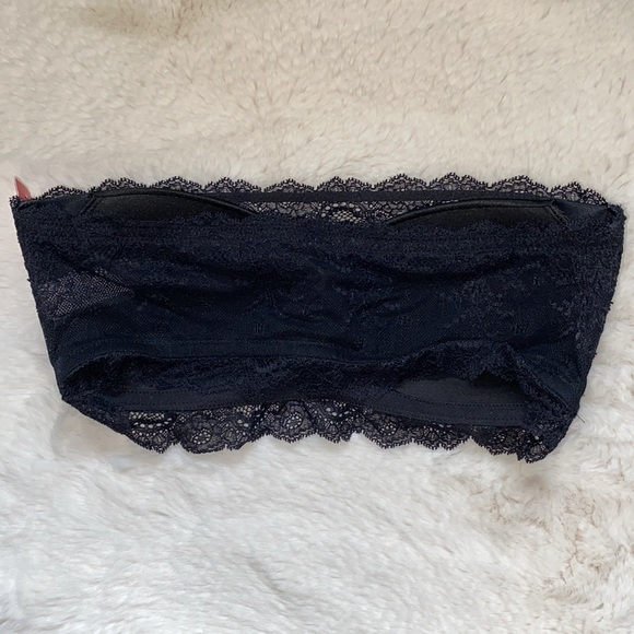 New With Tags SPANX Undie-tectable® Better Bandeau Size Small Black Lace - Picture 5 of 9